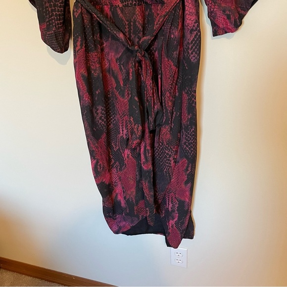 NWT City Chic Garnet Slither Surplice Wrap Dress - Picture 4 of 6
